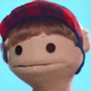 Meet your Posher, Michaela